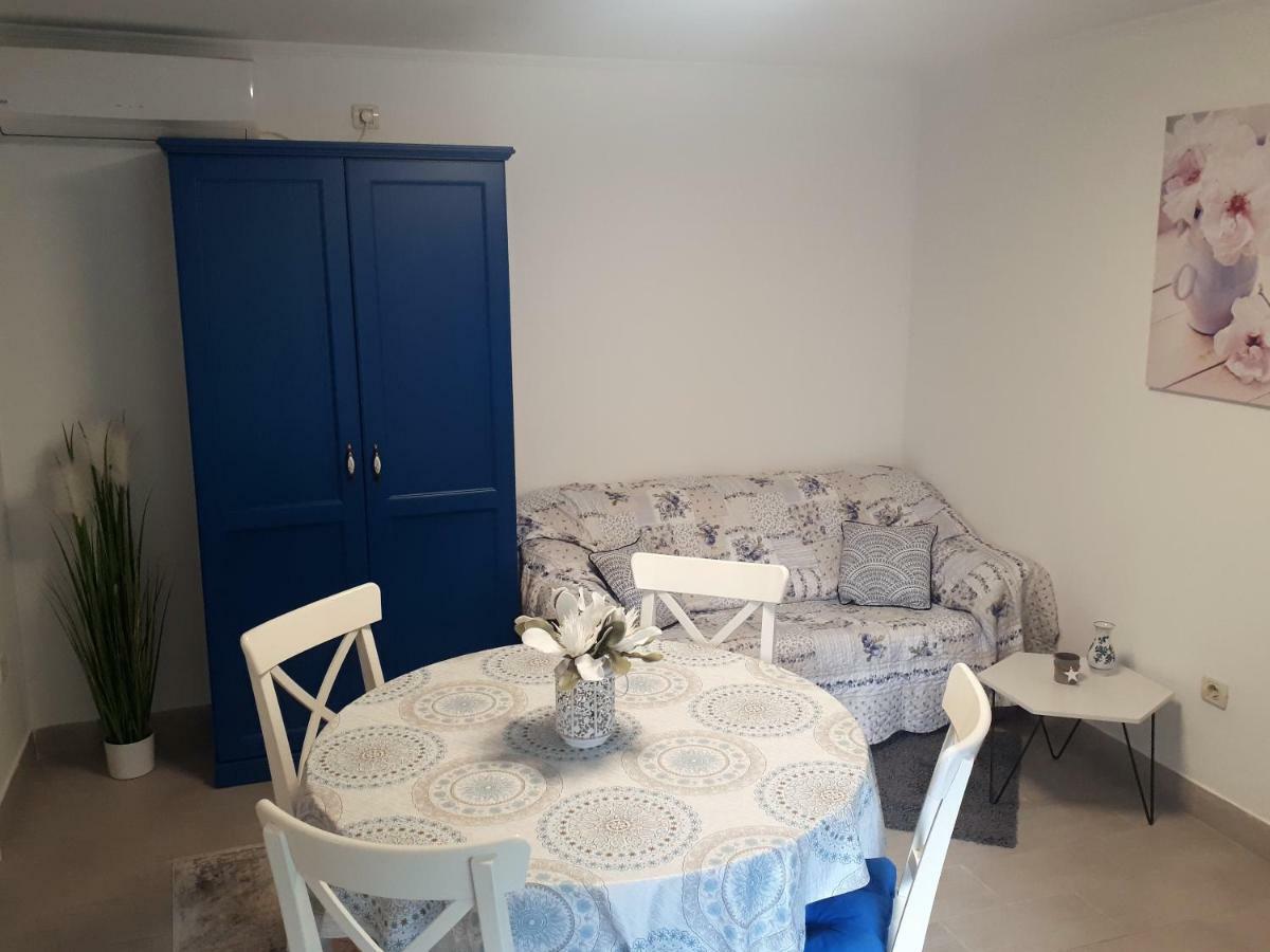 Apartment Terra Rossa Каштелир Экстерьер фото