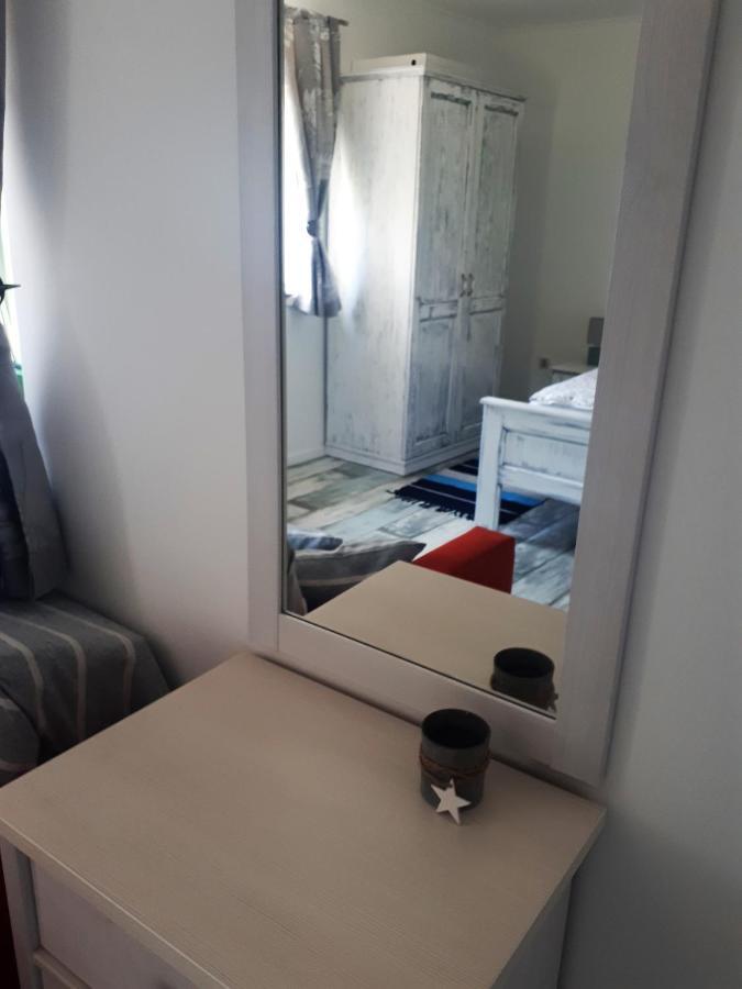Apartment Terra Rossa Каштелир Экстерьер фото