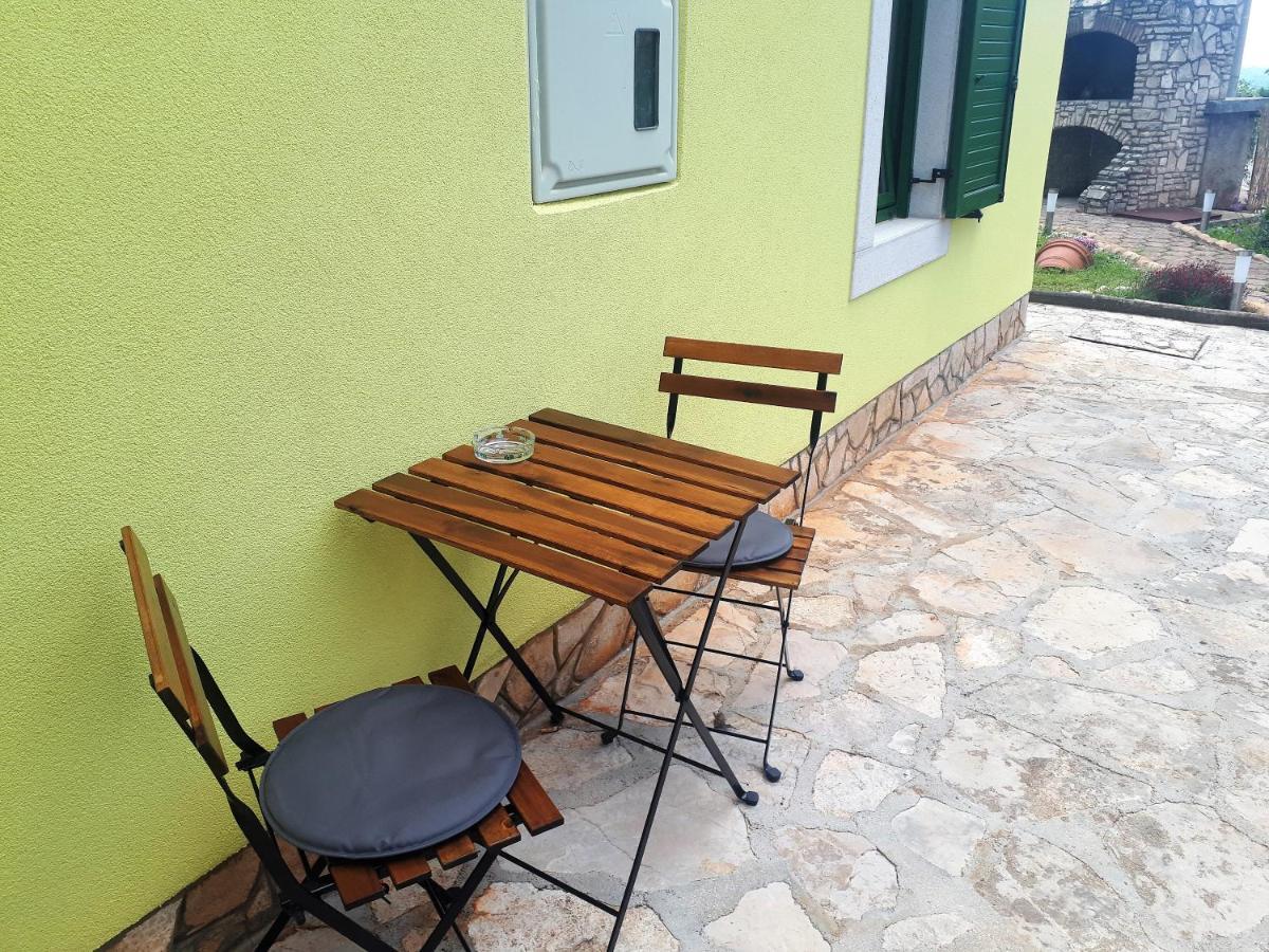Apartment Terra Rossa Каштелир Экстерьер фото